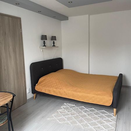 Jasmin Apartment House Вонярцвашхедь Экстерьер фото